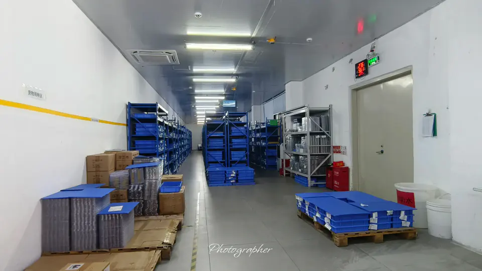 Cell Warehouse